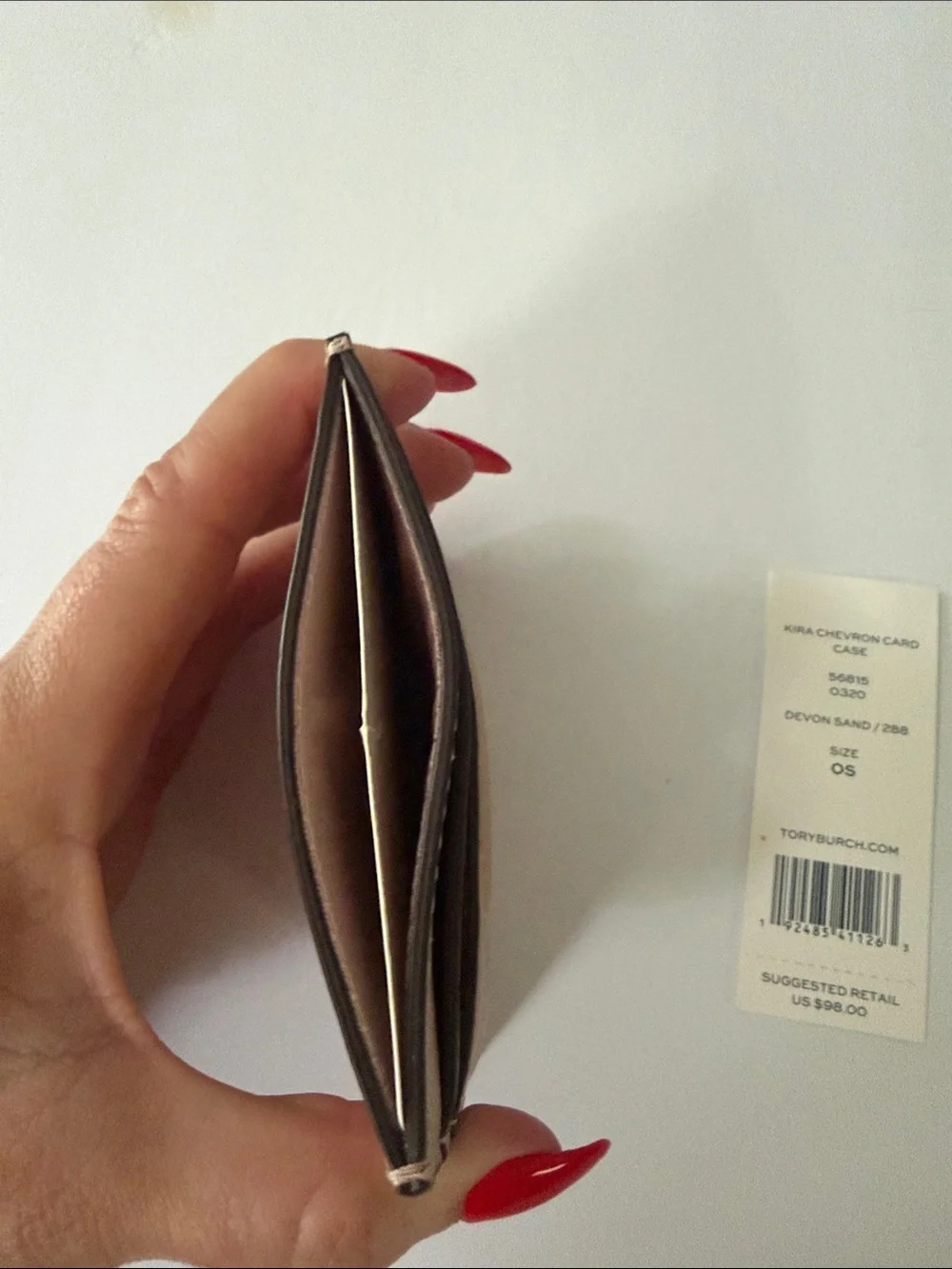 Tory Burch Kira Chevron Card Case in Devon Sand with Gold Logo